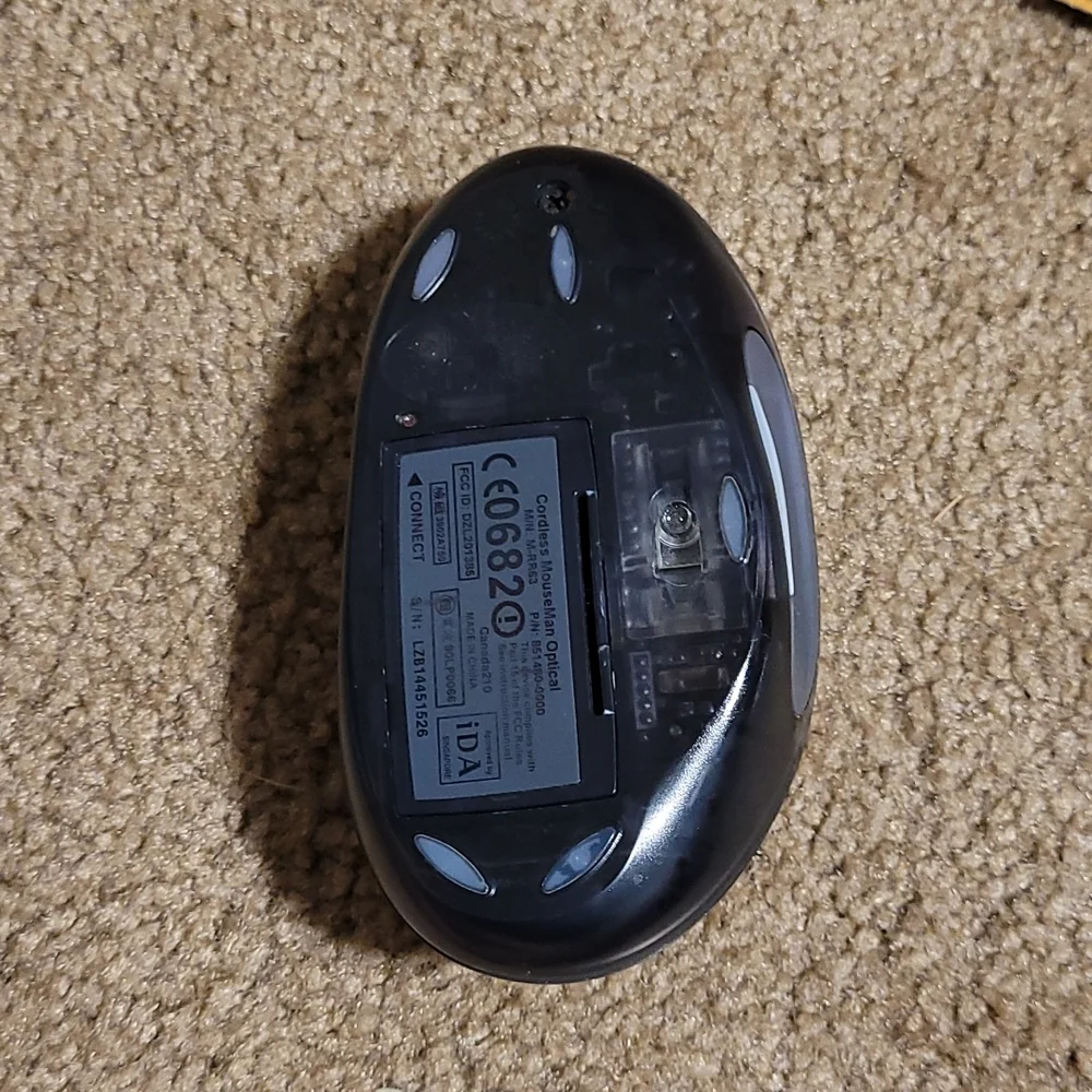 Logitech cordless freedom optical - cordless keyboard and optical mouse